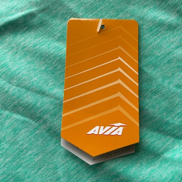 *NWT* Women's AVIA Activewear Tank - Sz. M - Picture 3 of 4